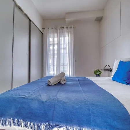 Deep Blue - Hypercentre Apartment