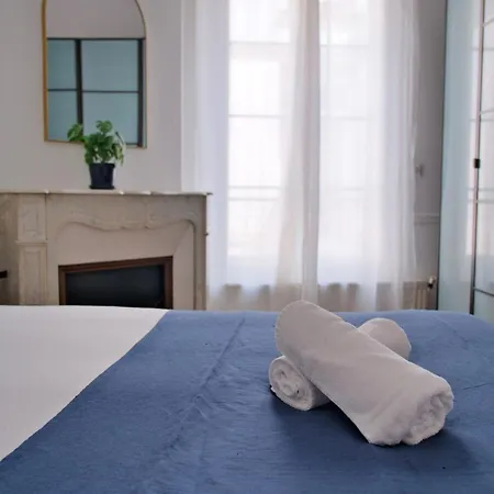 Deep Blue - Hypercentre Ρενς