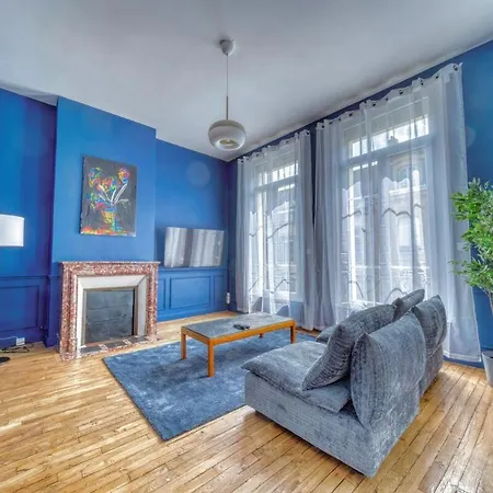 Deep Blue - Hypercentre Apartment